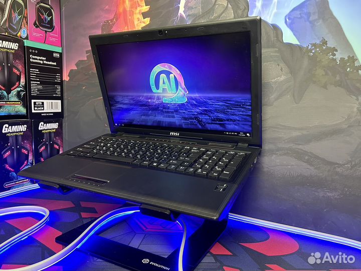 Игровой ноутбук MSI i7 GTX 16GB озу 4GB видео SSD