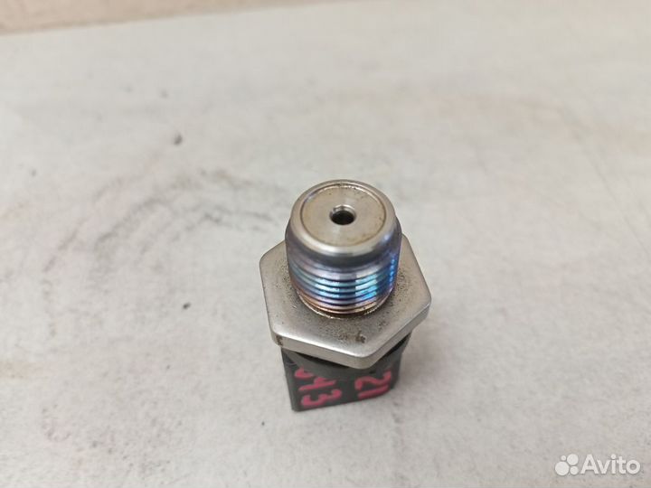 Датчик давления топлива