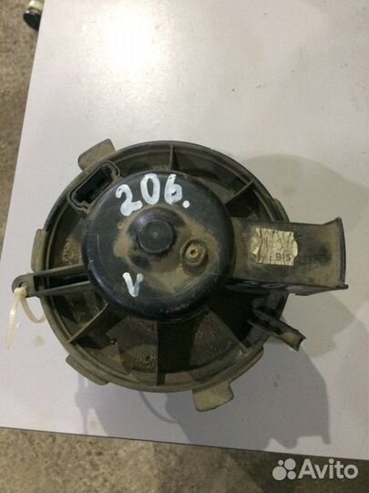 Моторчик печки Peugeot 206
