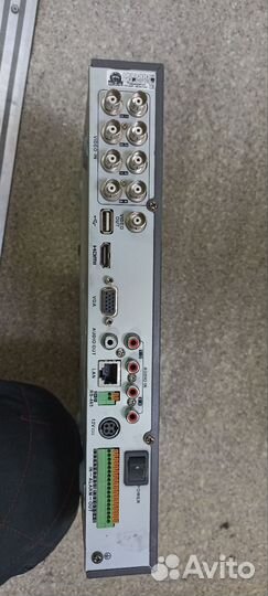 Регистратор Hikvision DS-7208hqhi