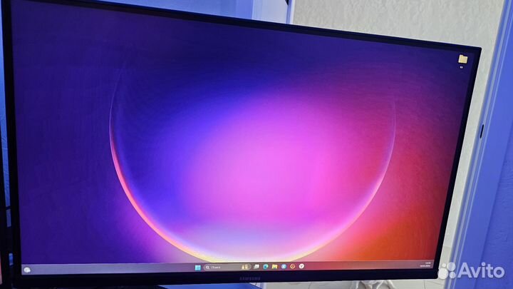 Монитор для компьютера 27 дюйма бу с кронштейном