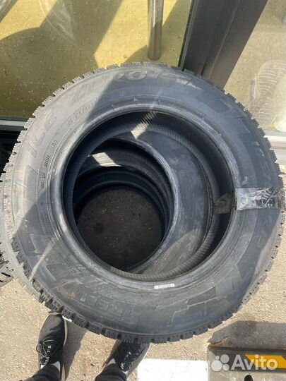 Pirelli Ice Zero 185/65 R15 92T