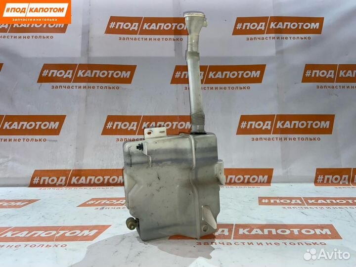 Бачок омывателя Mitsubishi Outlander 2 2006