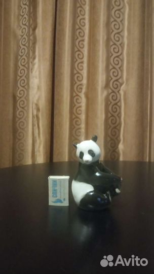 Панда из фарфора