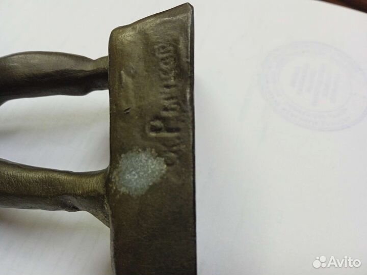 Статуэтка Максим Горький