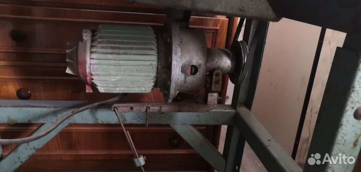 Швейная машина бу