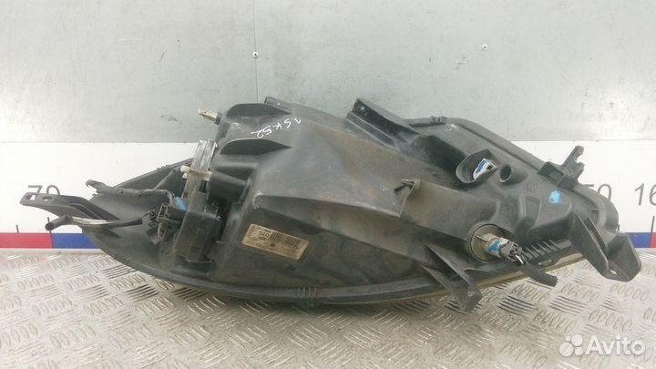 Фара Nissan Note E11 (2006-2013)