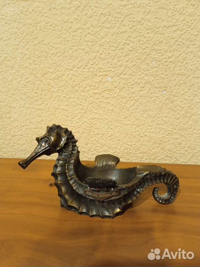 Пепельница металлическая