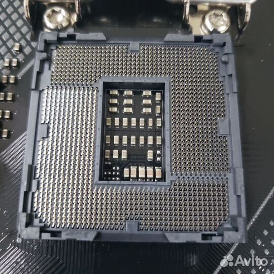 Материнская плата Z370 Asus 1151v2