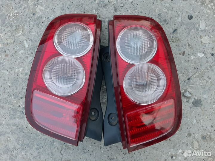 Фонарь,стоп ниссан марч,микра 12