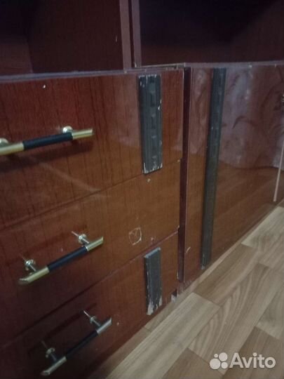 Стенка в гостиную бу