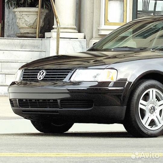 Бампер передний в цвет Volkswagen Passat B5