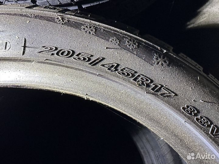 Roadstone Winguard Sport 205/45 R17 88V