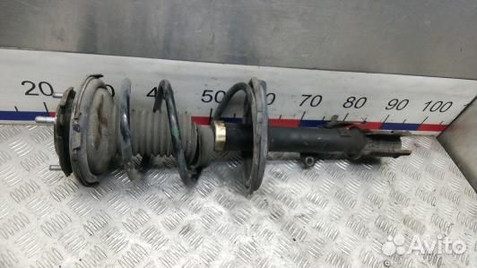 Стойка передняя правая toyota RAV 4 ZCA2 (GBR02N50