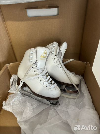 Фигурные коньки jackson artiste 11c