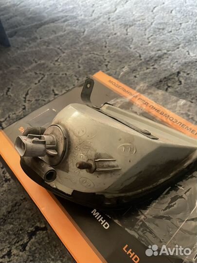 Указатели поворота Лев/Прав Hyundai H-1 2002