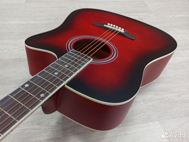 Новая акустическая гитара