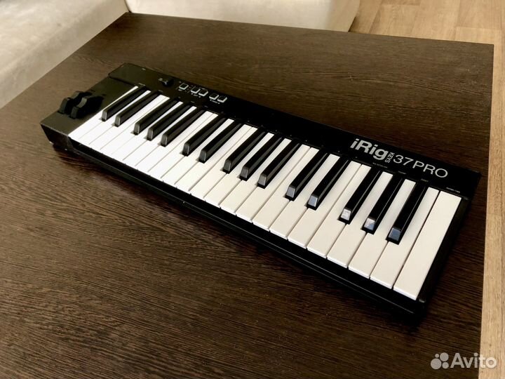 Midi-контроллер iRig Keys 37 PRO
