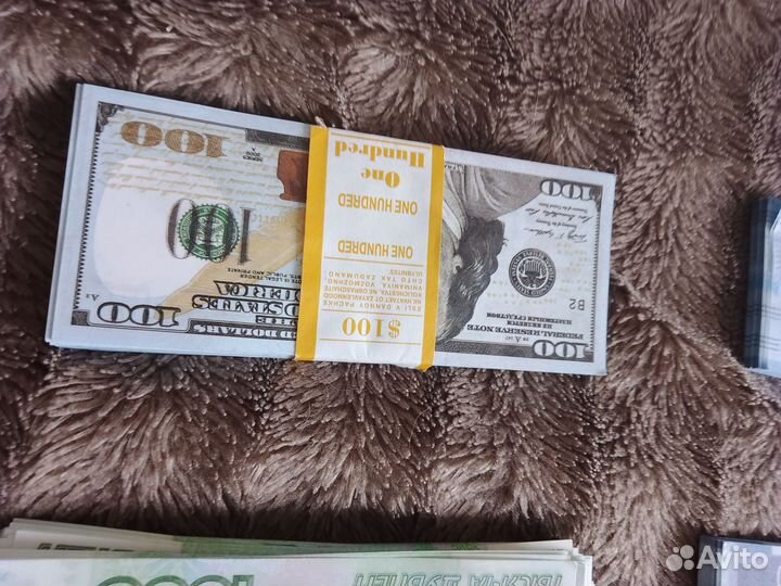 Фальшивые купюры наминалам 1000тыщи-2000тыщи