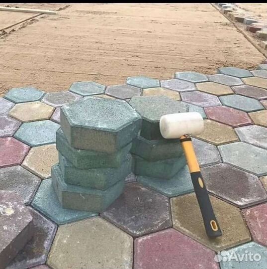 Укладка тротуарной плитки