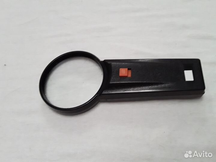 Увеличительное стекло с подсветкой