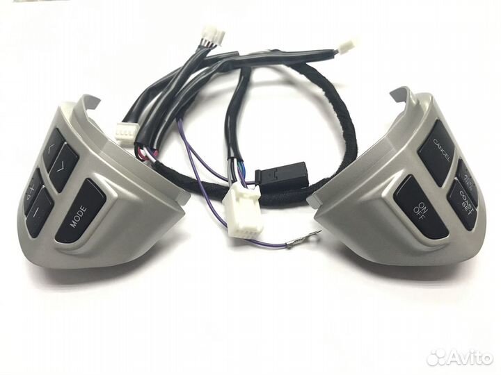 Кнопки на руль круизконтроль и мультимедиа