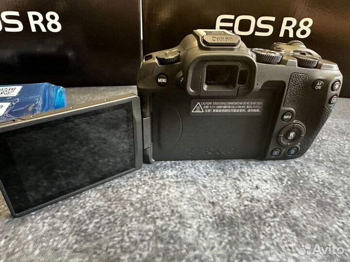 Цифровая камера Canon EOS R8 body