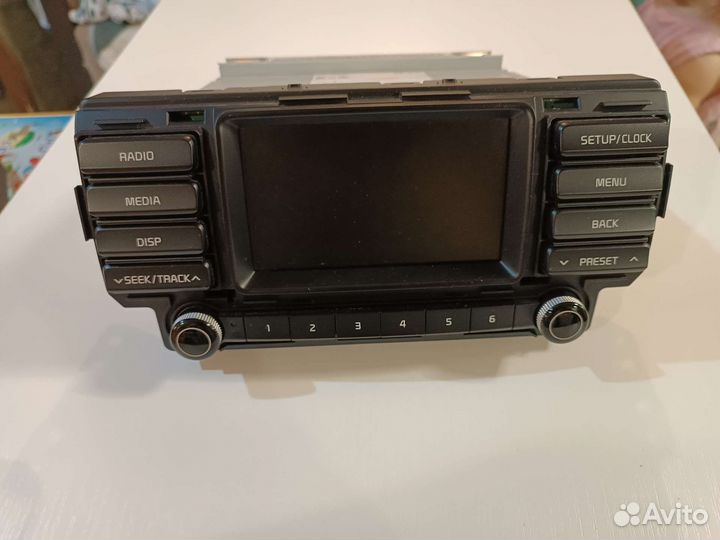Автомагнитола штатная с рамкой на kia rio 4