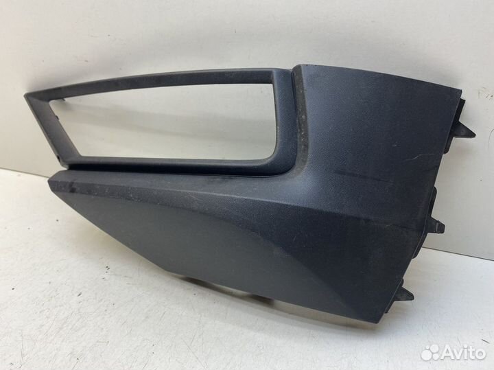 Накладка переднего бампера левая Vw Tiguan 17-20