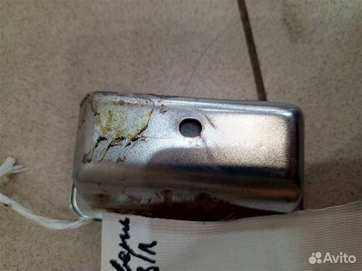 Пепельница двери задней левой Mitsubishi Pajero