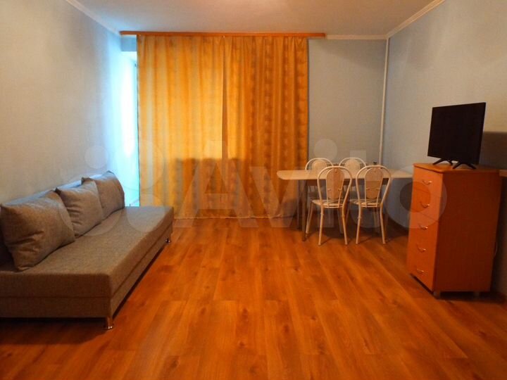 3-к. квартира, 73 м², 1/14 эт.