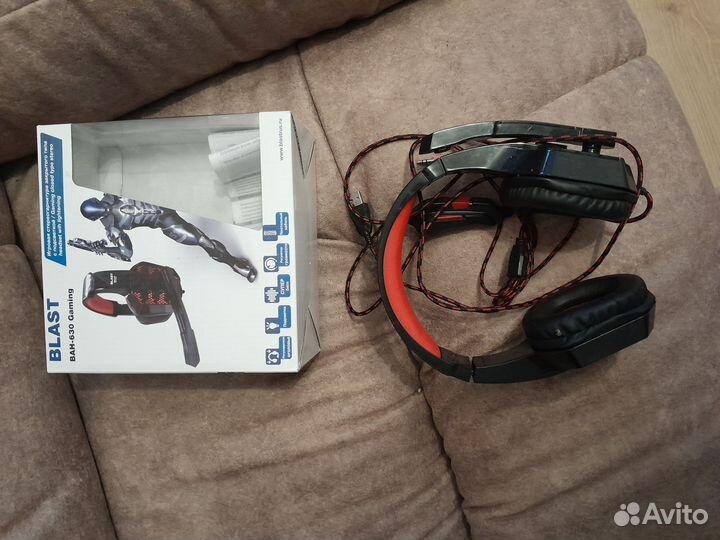 Игровые наушники новые