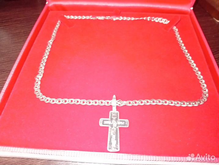 Серебряная мужская с крестиком
