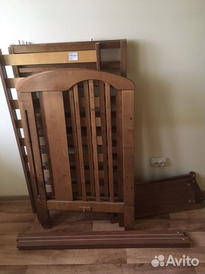Кровать детская маятник