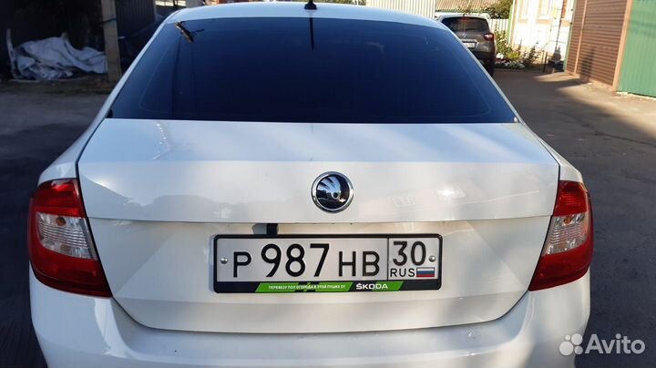 Шкода Рапид разбор