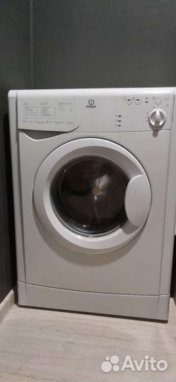 Стиральная машина indesit