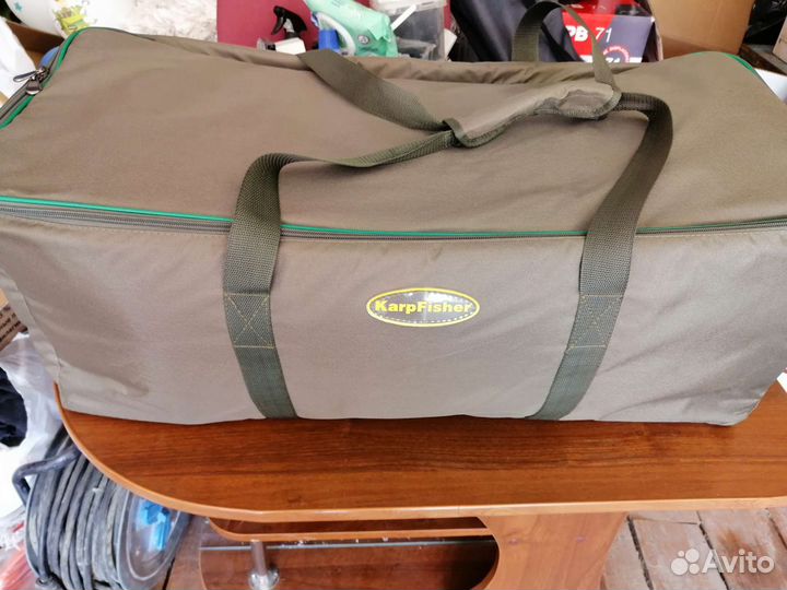 Продам кораблик KarpFisher Pirat Mono Sport