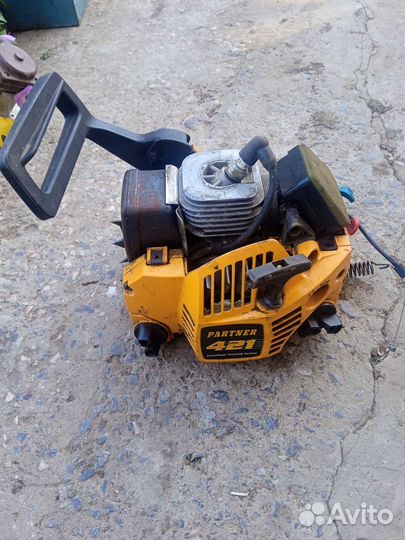 Уровень строительны. Пила