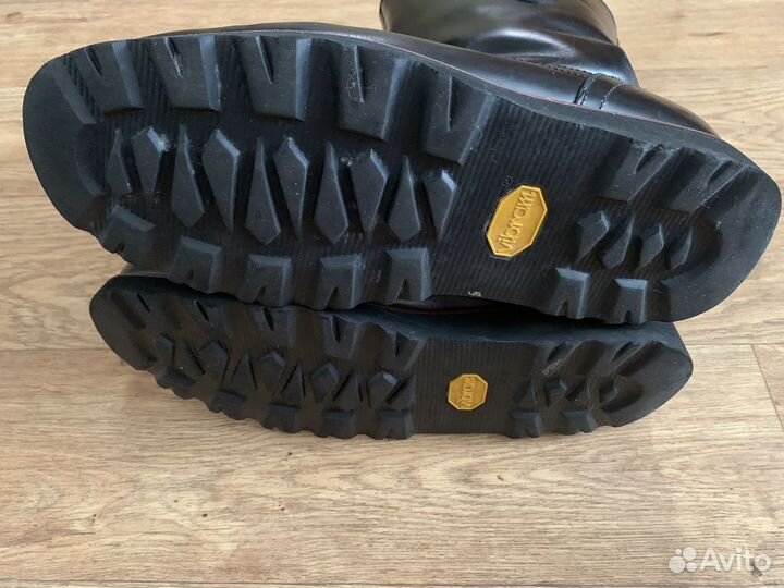 Сапоги UGG stoneman