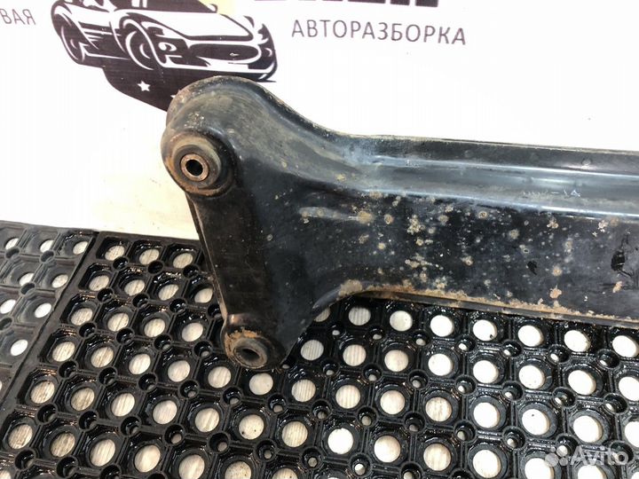 Кронштейн кпп