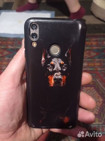 HONOR 8C, 4/32 ГБ