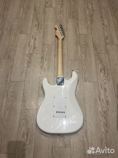 Электрогитара fabio st 200