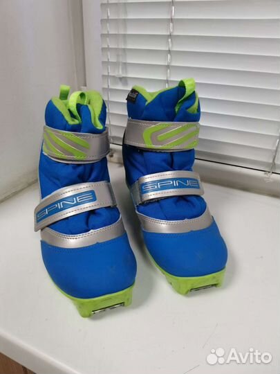 Лыжные ботинки детские