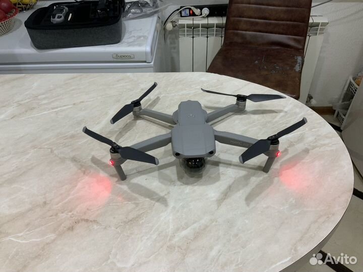 Квадрокоптер dji Mavic Air 2 Fly More Combo