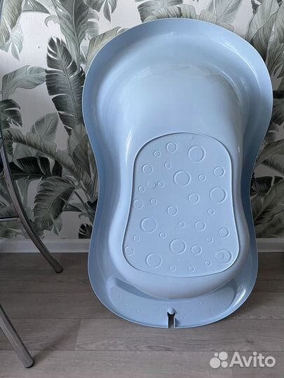 Ванночка для купания новорожденного