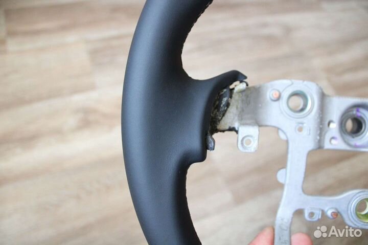 Кожаный руль Хендай i30,Хендай Элантра(Обмен)