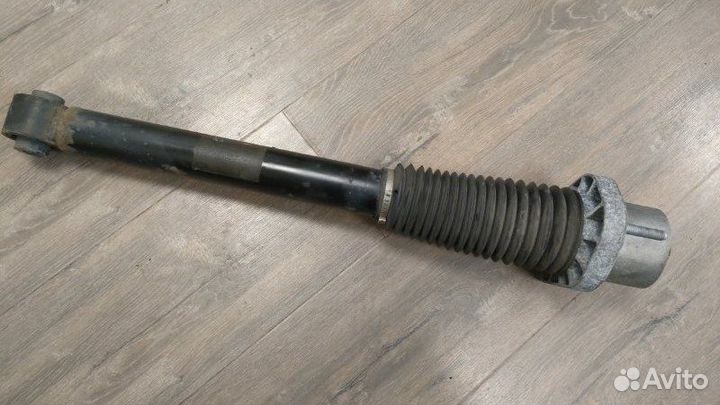 Амортизатор задний Land Rover Range Rover Sport