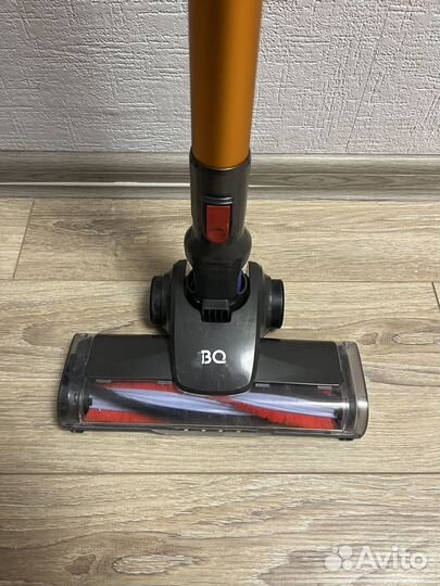 Вертикальный беспроводной пылесос BQ