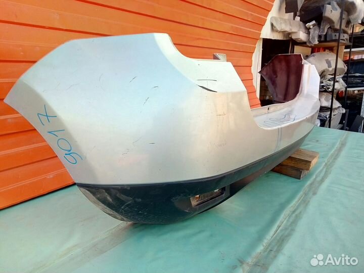 Renault Duster с 2010г. - Задний бампер Б/У