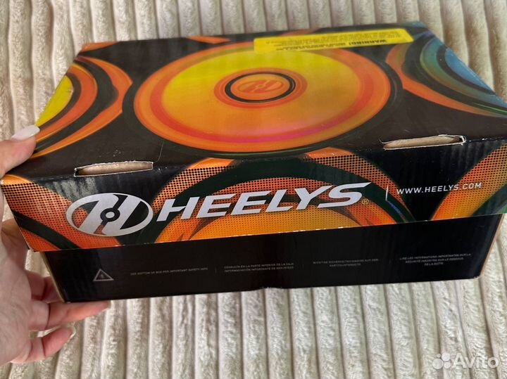 Роликовые кроссовки heelys